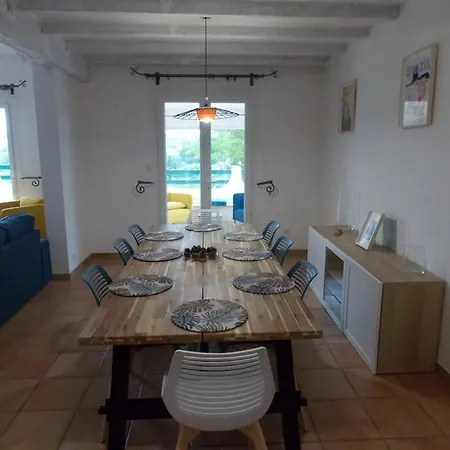 Sampa Villa